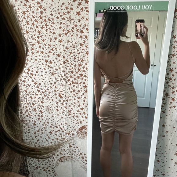 Nude satin ruched dress - Picture 3 of 3